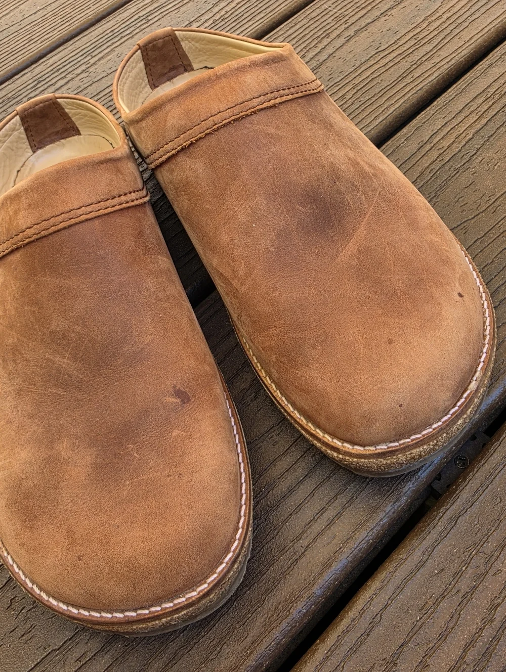 HAFLINGER 43 Unisex Leather Clogs Travel Classic Men 10 Women 13 Tan/Light Camel
